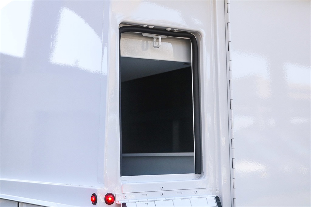 Thumbnail: 2025 Ford Transit Series - 10