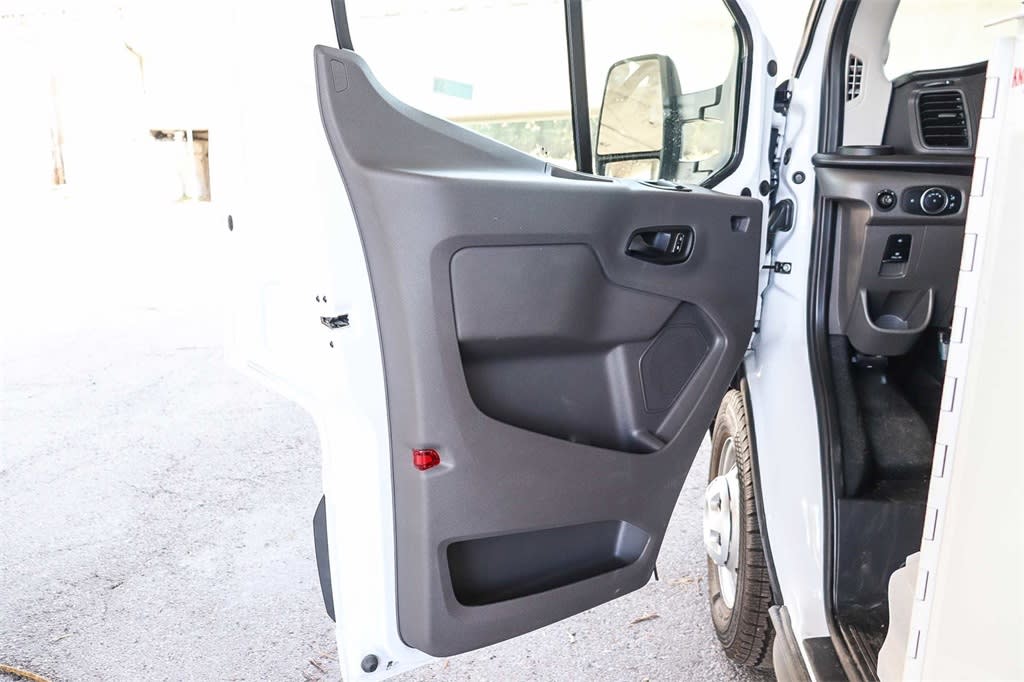 Thumbnail: 2025 Ford Transit Series - 22