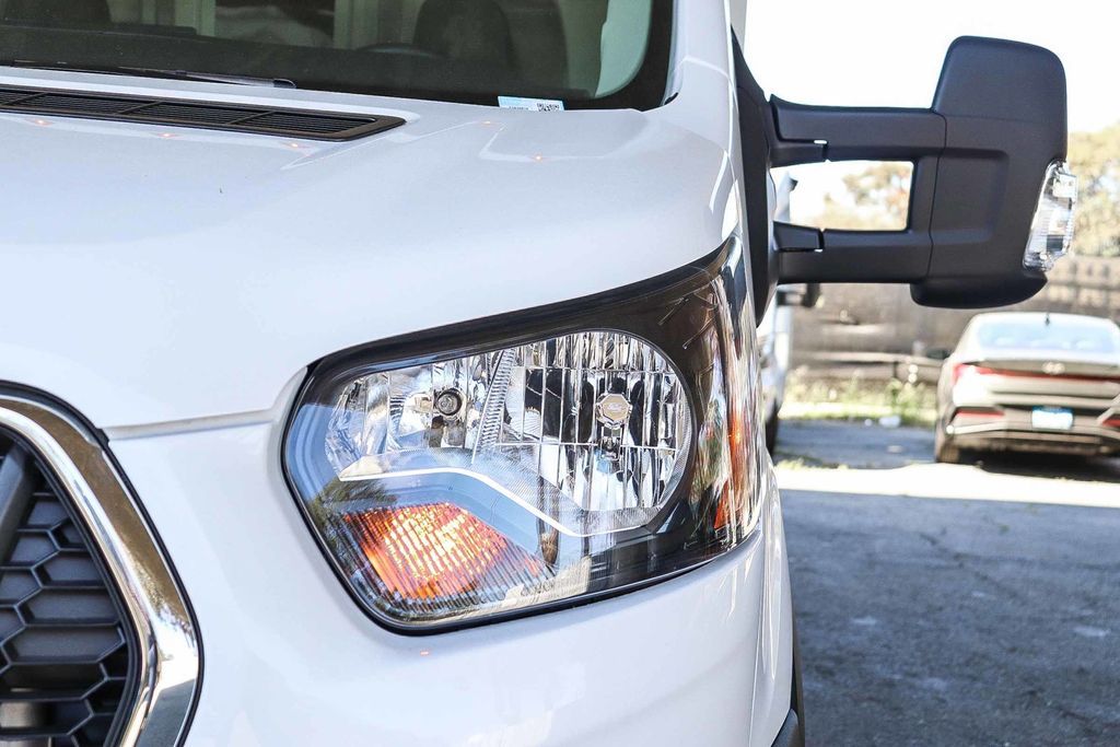 Thumbnail: 2025 Ford Transit Series - 17