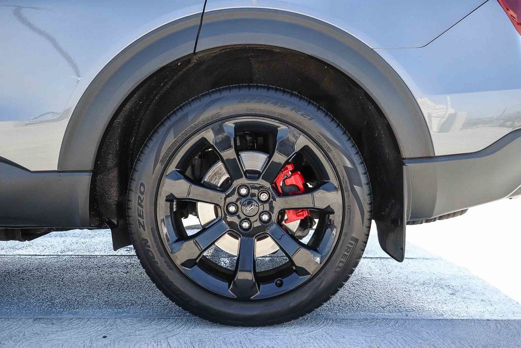 Thumbnail: 2023 Ford Explorer - 7