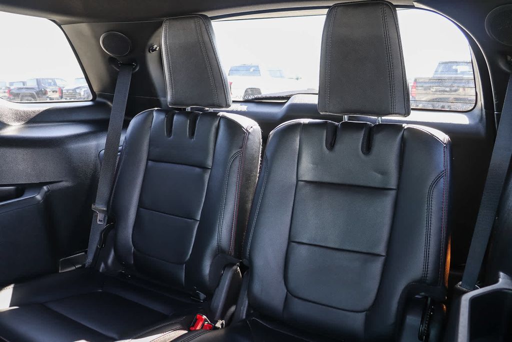 Thumbnail: 2019 Ford Explorer - 24