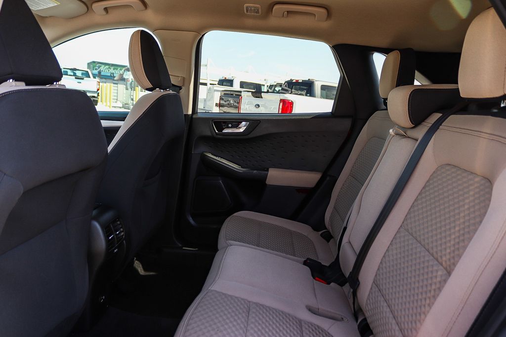 Thumbnail: 2020 Ford Escape - 10