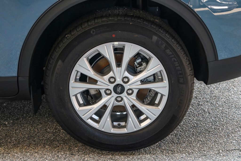 Thumbnail: 2024 Ford Escape - 7