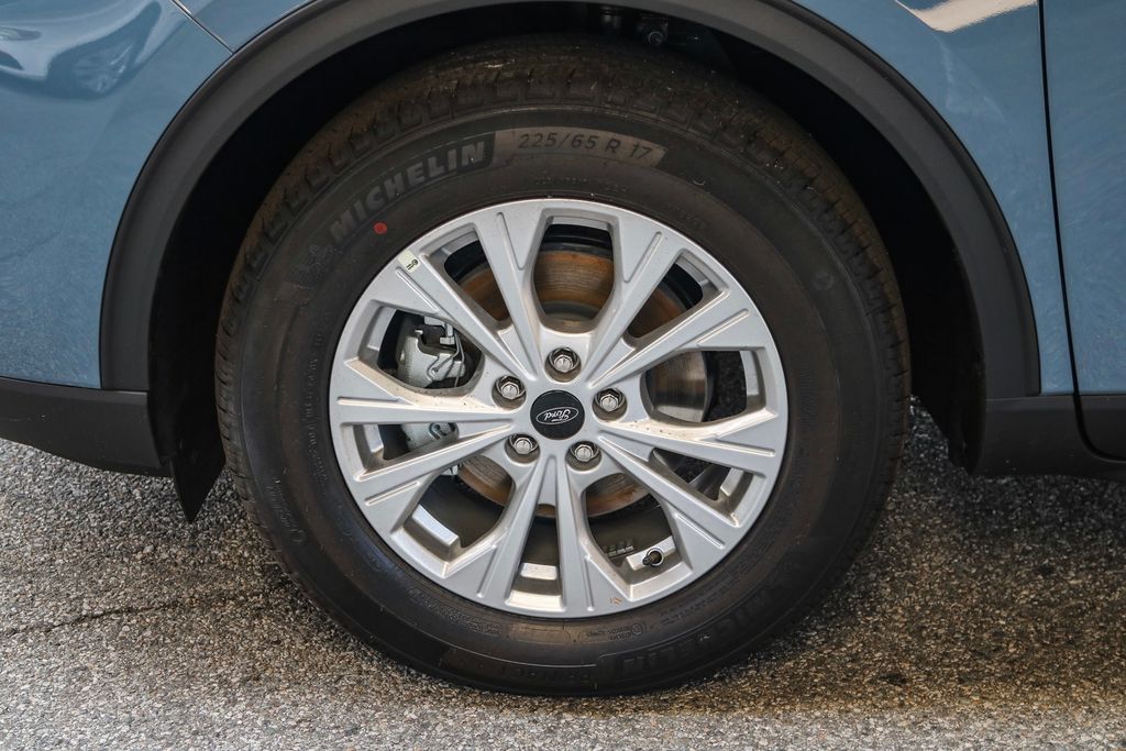 Thumbnail: 2024 Ford Escape - 22