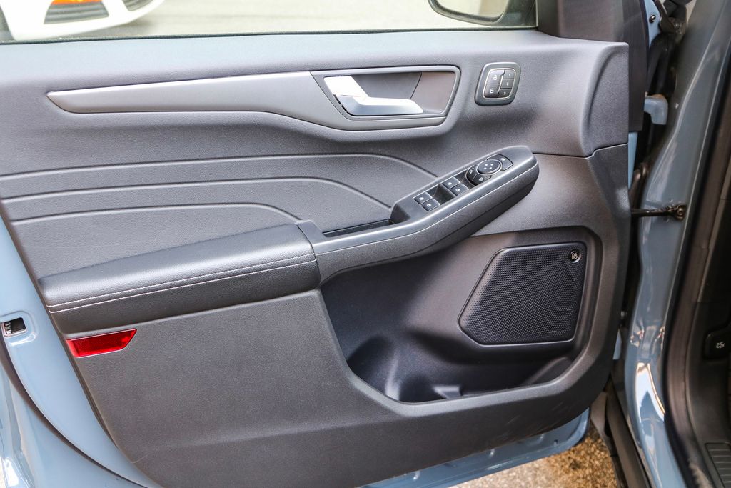 Thumbnail: 2024 Ford Escape - 25