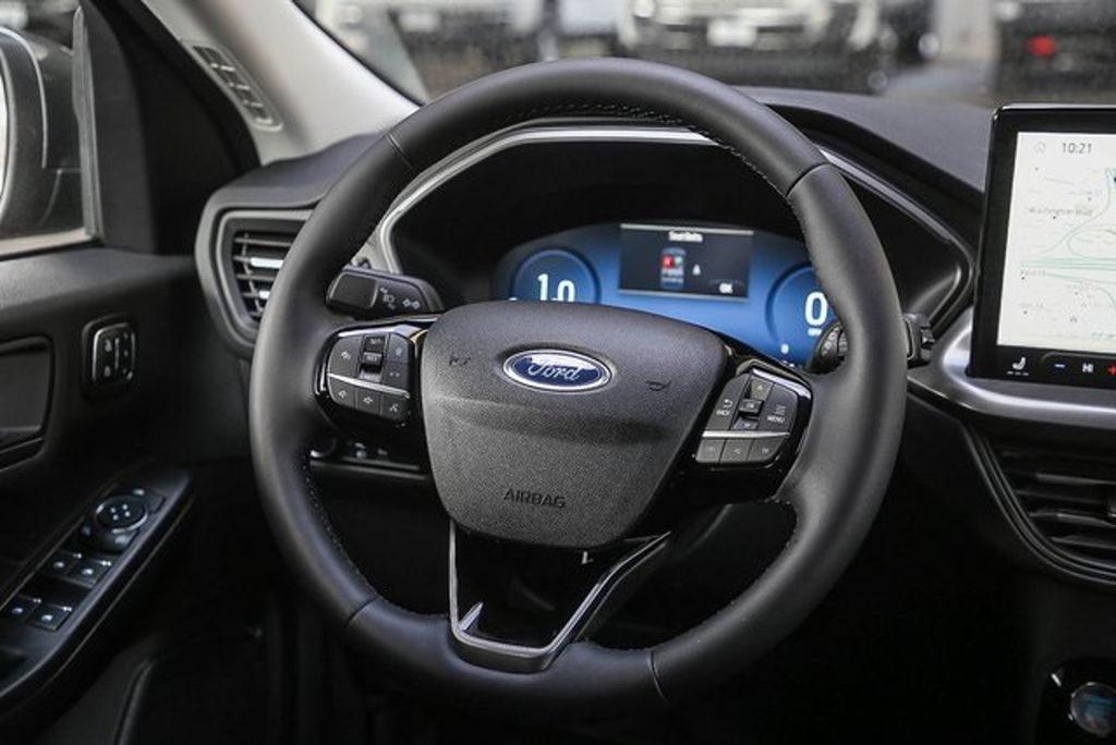 Thumbnail: 2024 Ford Escape - 9