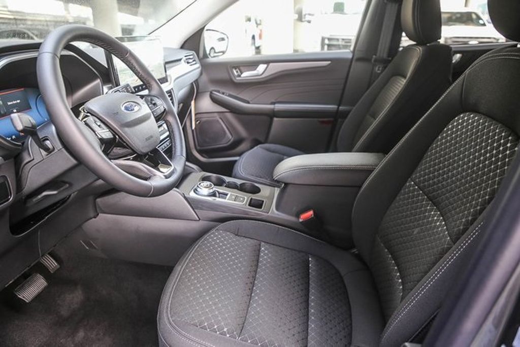 Thumbnail: 2024 Ford Escape - 11
