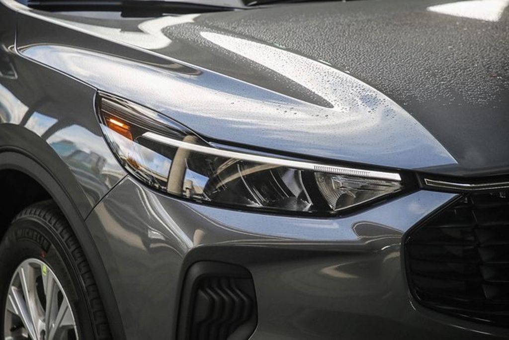 Thumbnail: 2024 Ford Escape - 19