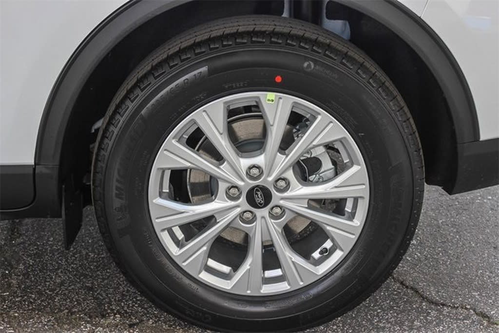 Thumbnail: 2024 Ford Escape - 20