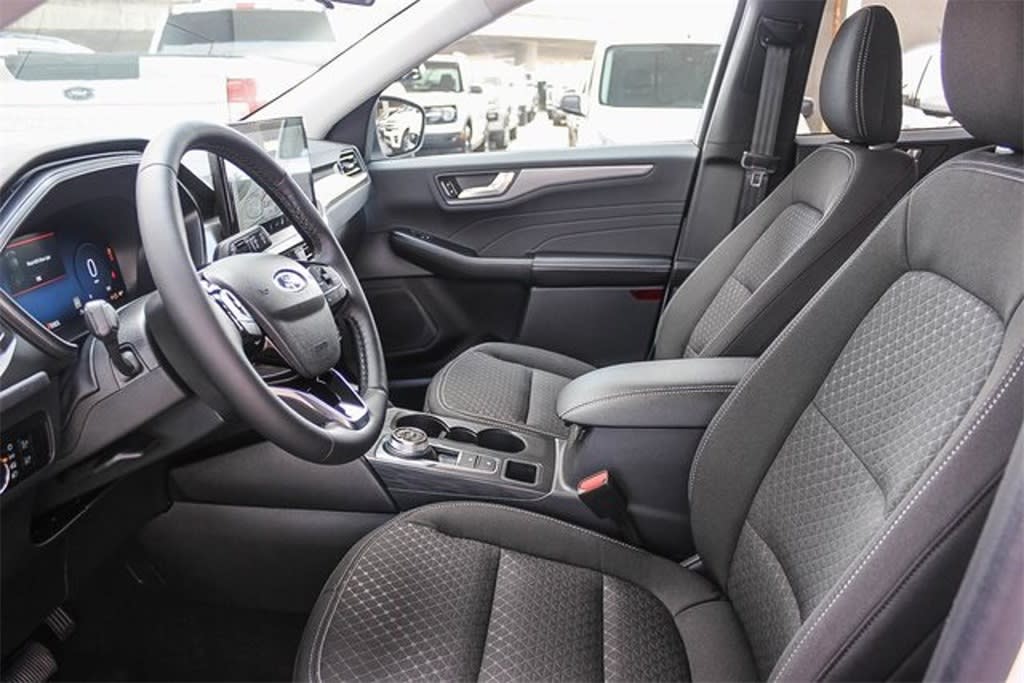 Thumbnail: 2024 Ford Escape - 11