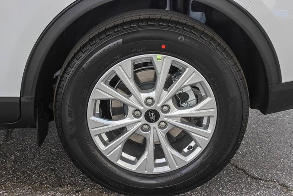 Thumbnail: 2024 Ford Escape - 20