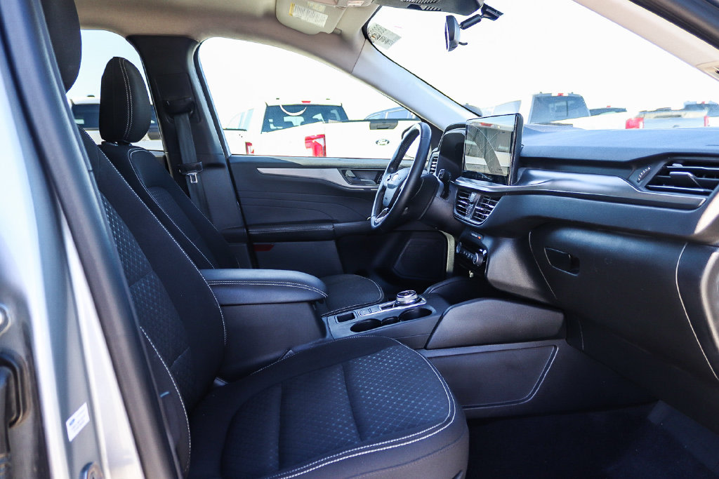 Thumbnail: 2023 Ford Escape - 9