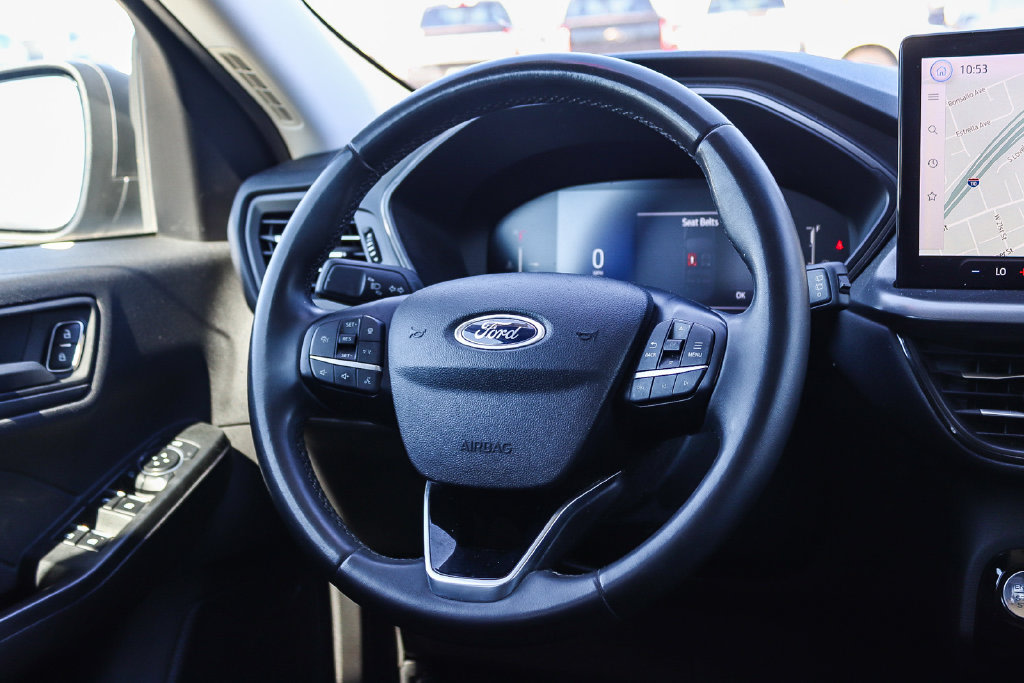 Thumbnail: 2023 Ford Escape - 8