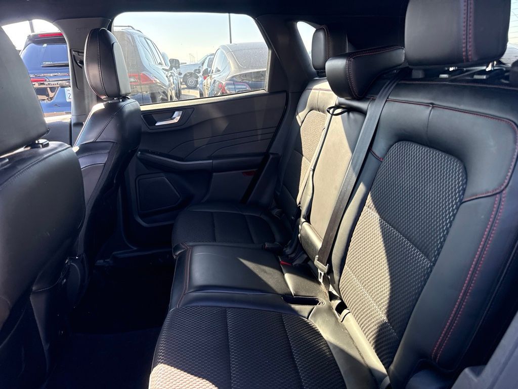 Thumbnail: 2024 Ford Escape - 8