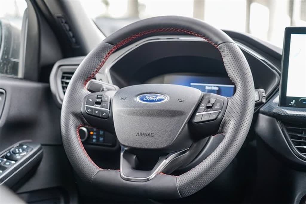 2024 Ford Escape ST-Line 10