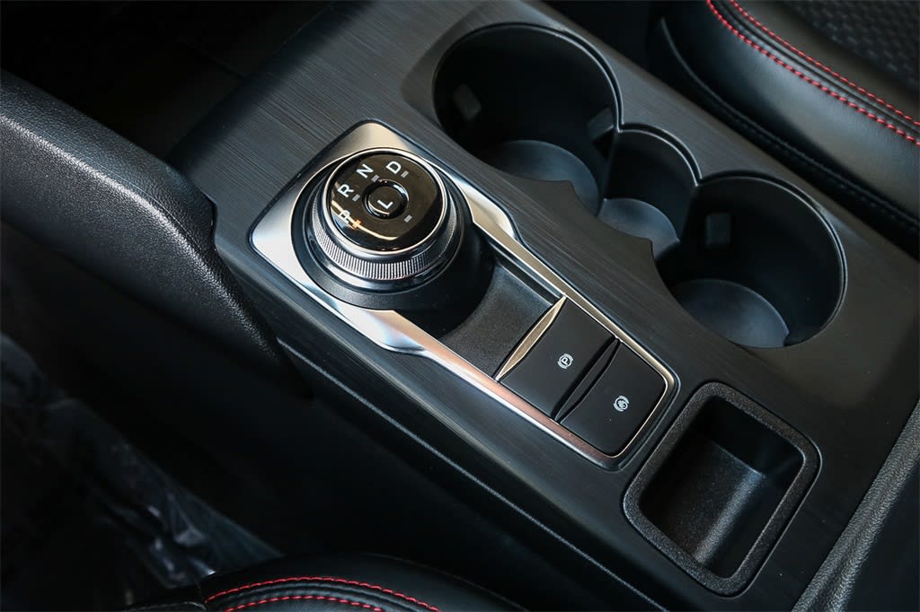 2024 Ford Escape ST-Line 15