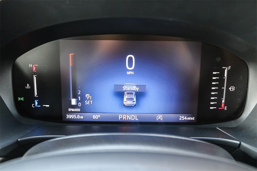 2024 Ford Escape ST-Line 24