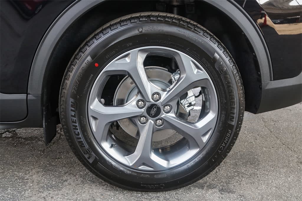 Thumbnail: 2025 Ford Escape - 6