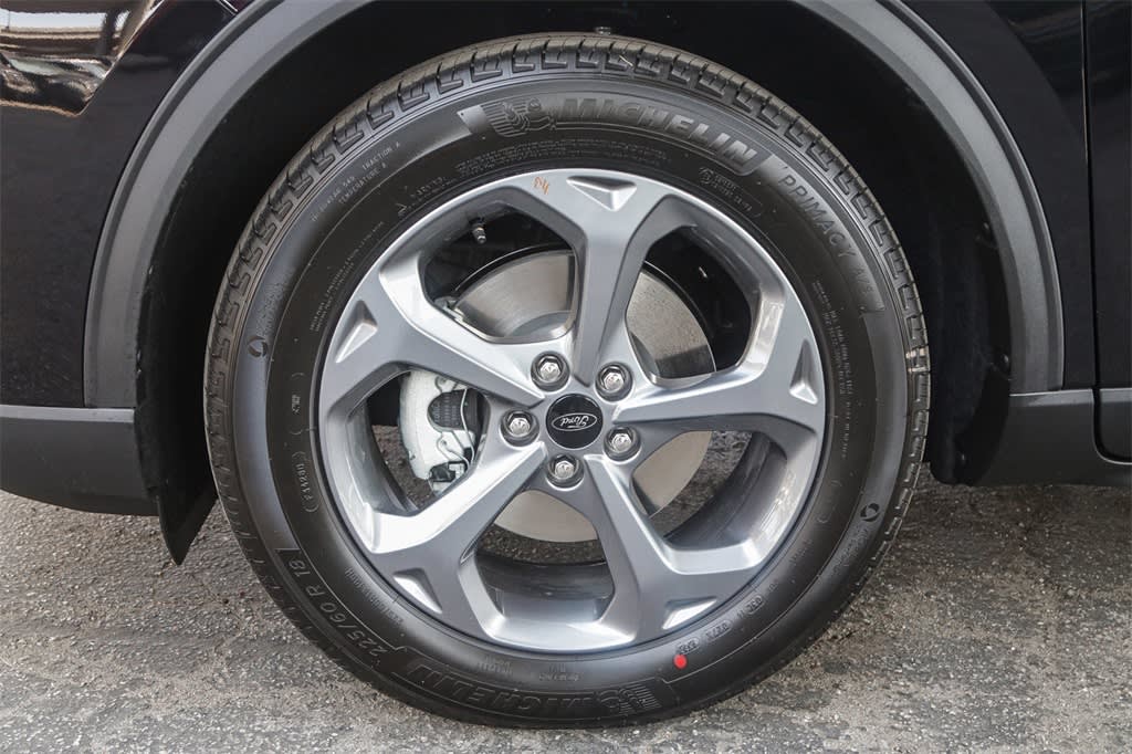 Thumbnail: 2025 Ford Escape - 21