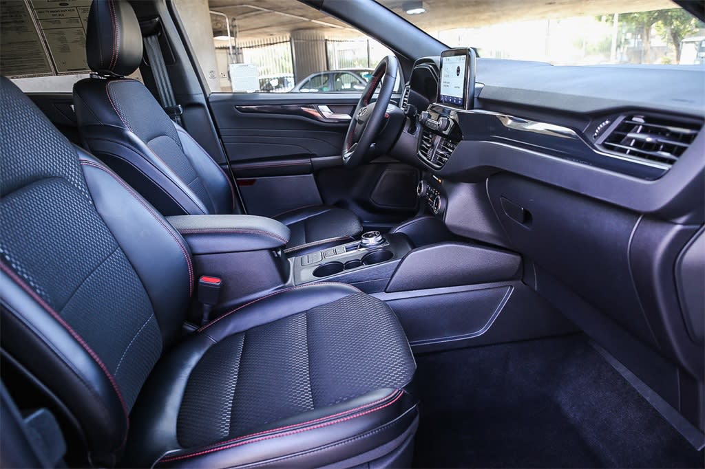 Thumbnail: 2024 Ford Escape - 10