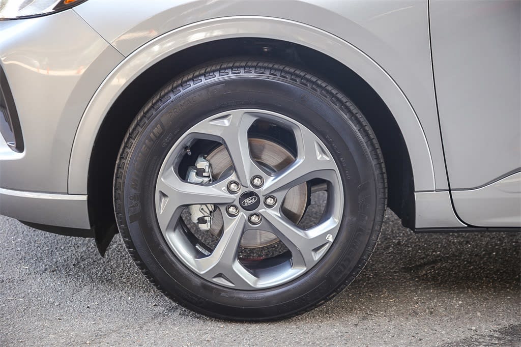 Thumbnail: 2024 Ford Escape - 7