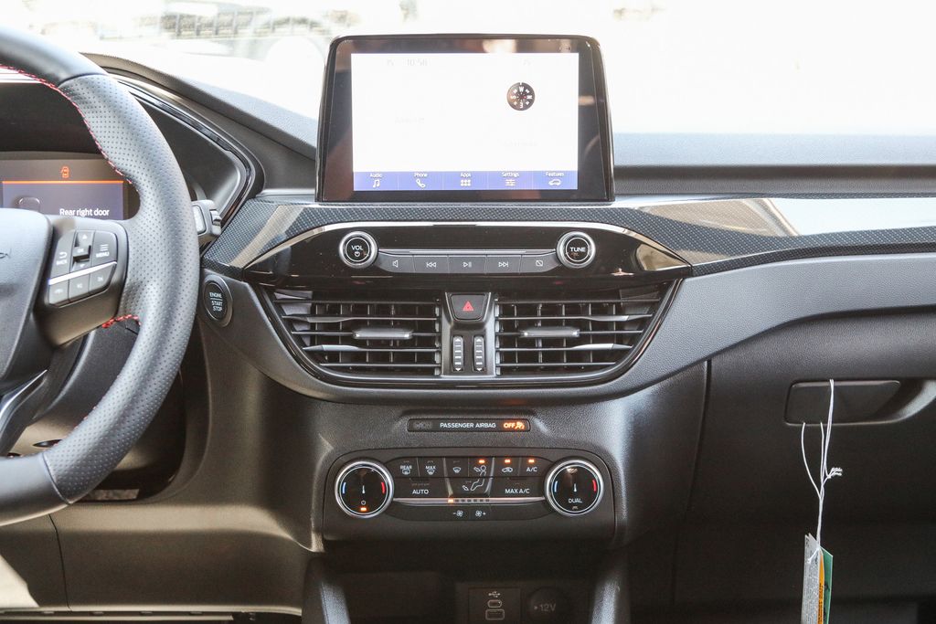 Thumbnail: 2024 Ford Escape - 13