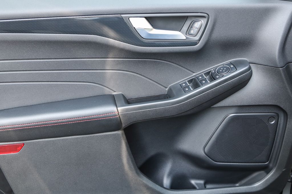 Thumbnail: 2024 Ford Escape - 26