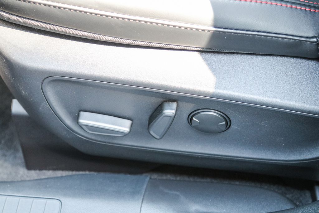 Thumbnail: 2024 Ford Escape - 25