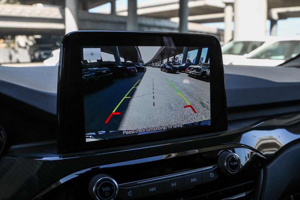 Thumbnail: 2024 Ford Escape - 28