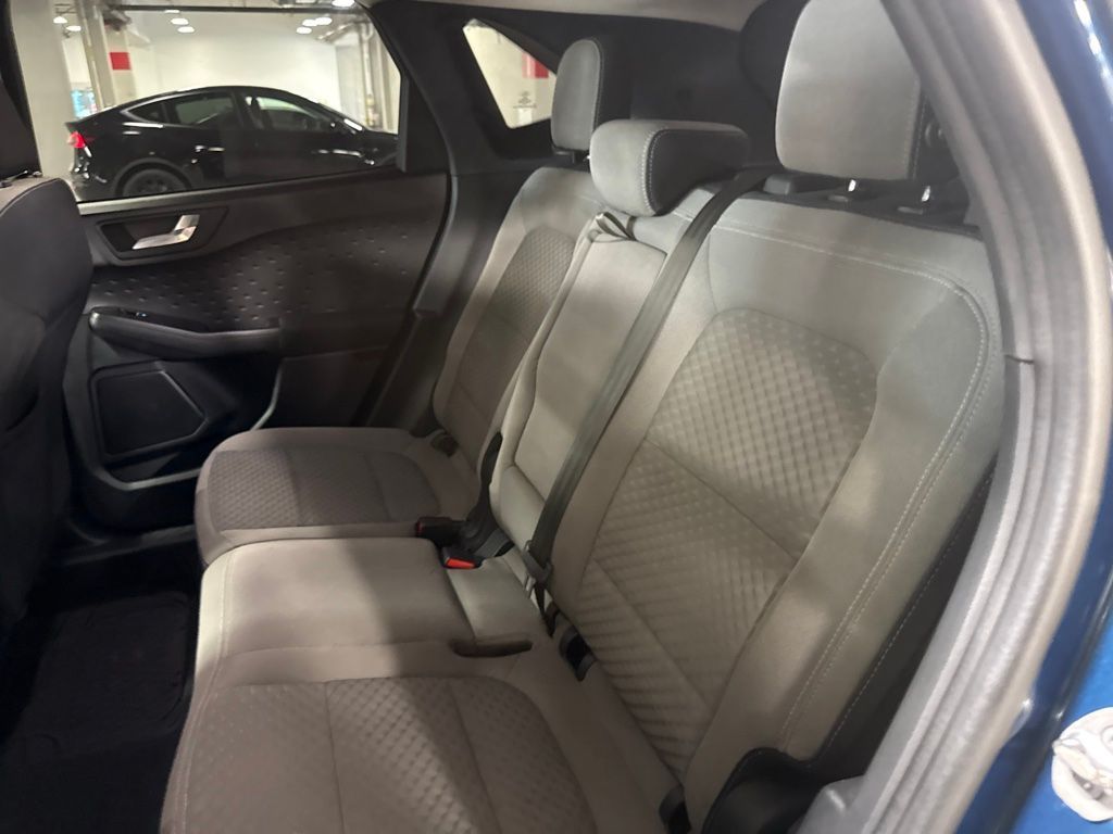 Thumbnail: 2020 Ford Escape - 8