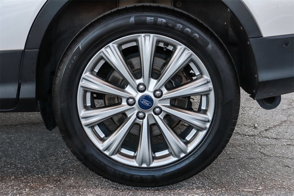 Thumbnail: 2017 Ford Escape - 6