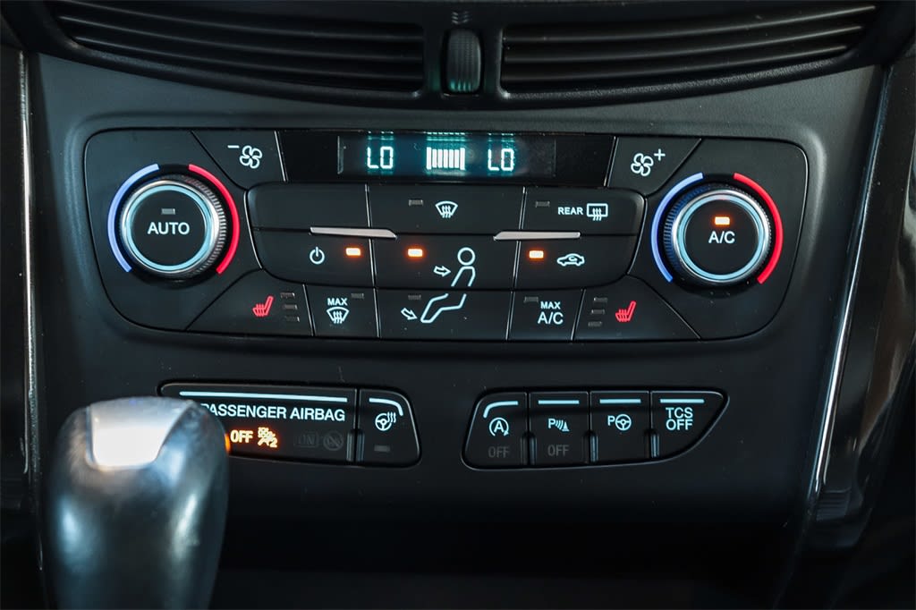 Thumbnail: 2017 Ford Escape - 23