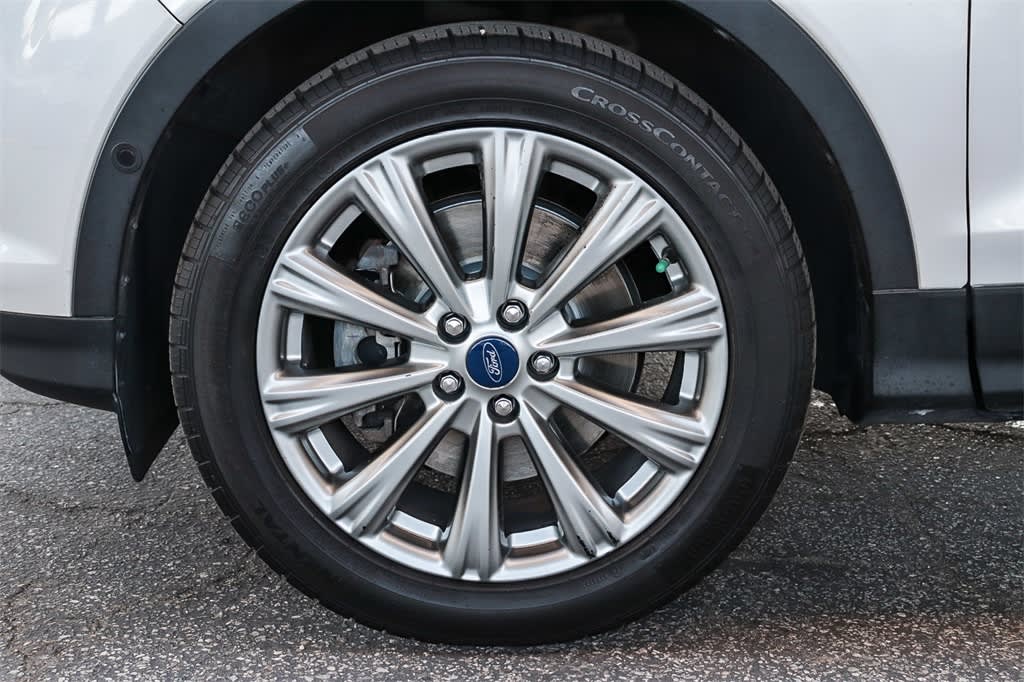 Thumbnail: 2017 Ford Escape - 22