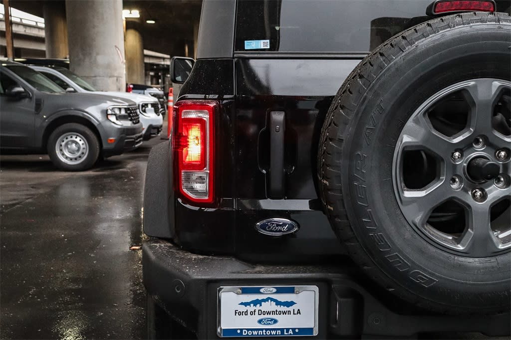 Thumbnail: 2025 Ford Bronco - 21