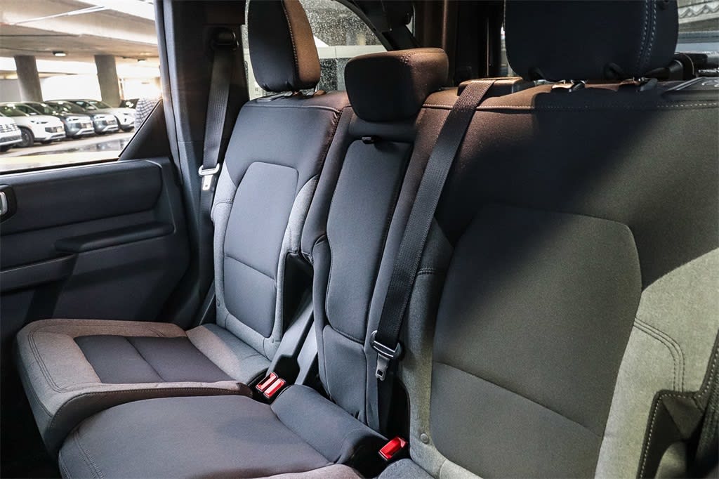 Thumbnail: 2025 Ford Bronco - 10