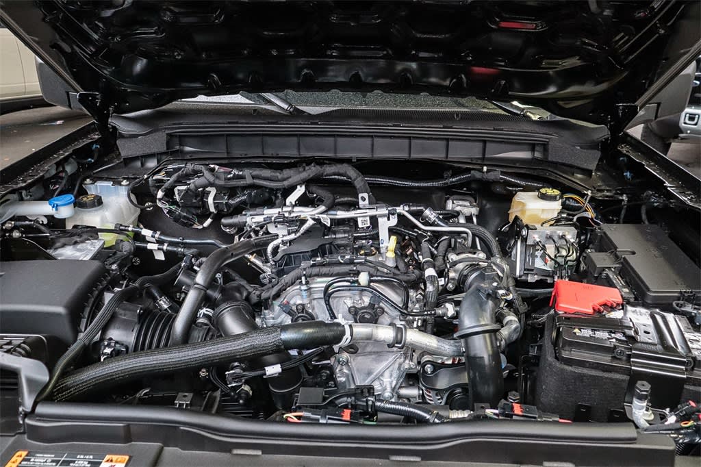 Thumbnail: 2025 Ford Bronco - 7