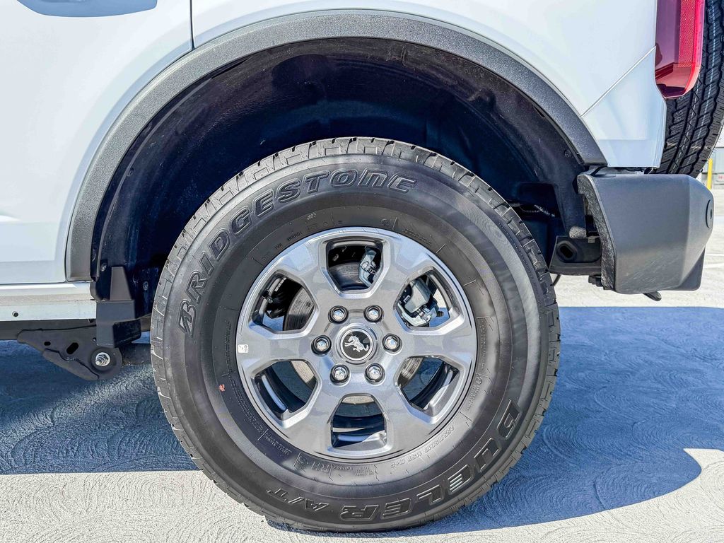 Thumbnail: 2025 Ford Bronco - 6