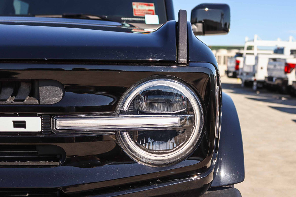 Thumbnail: 2026 Ford Bronco - 3