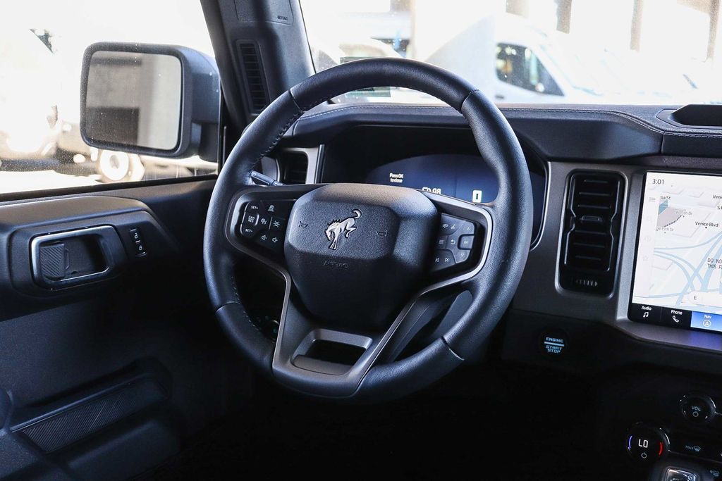 Thumbnail: 2025 Ford Bronco - 8