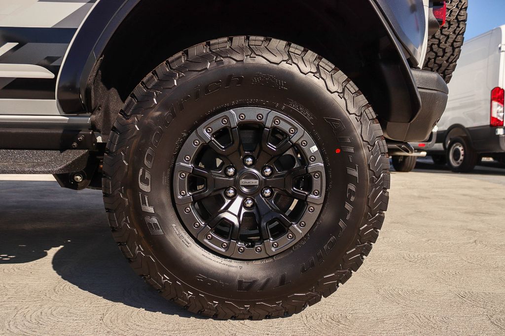Thumbnail: 2026 Ford Bronco - 7