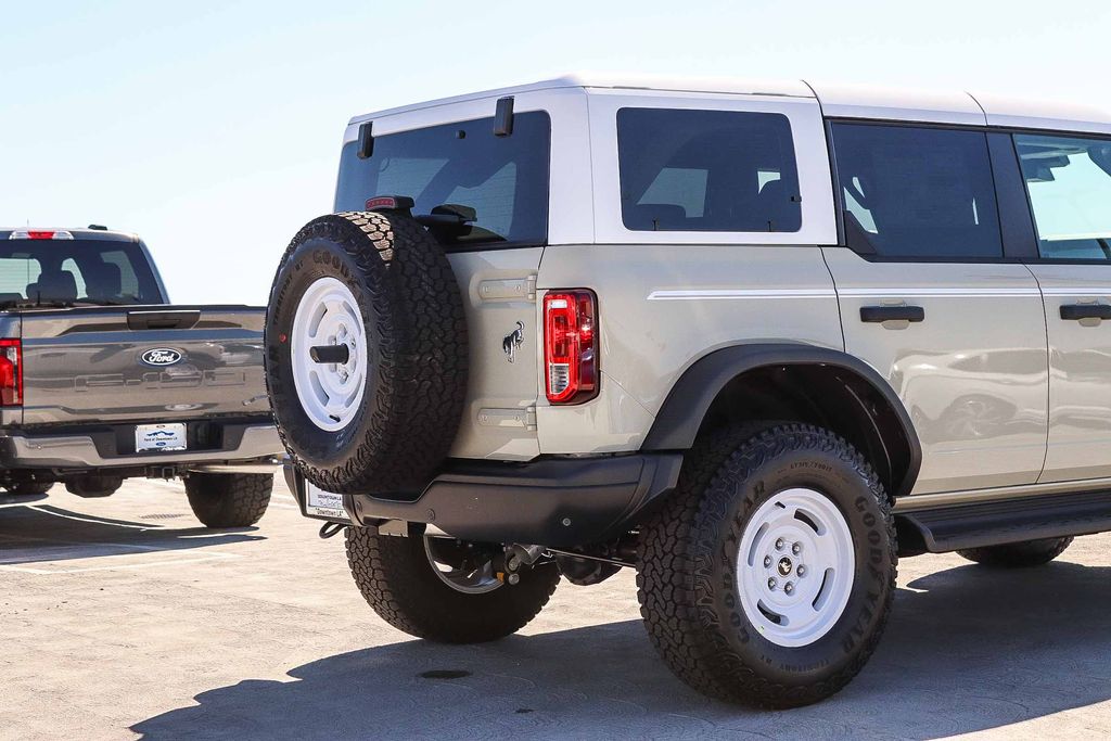 Thumbnail: 2026 Ford Bronco - 2