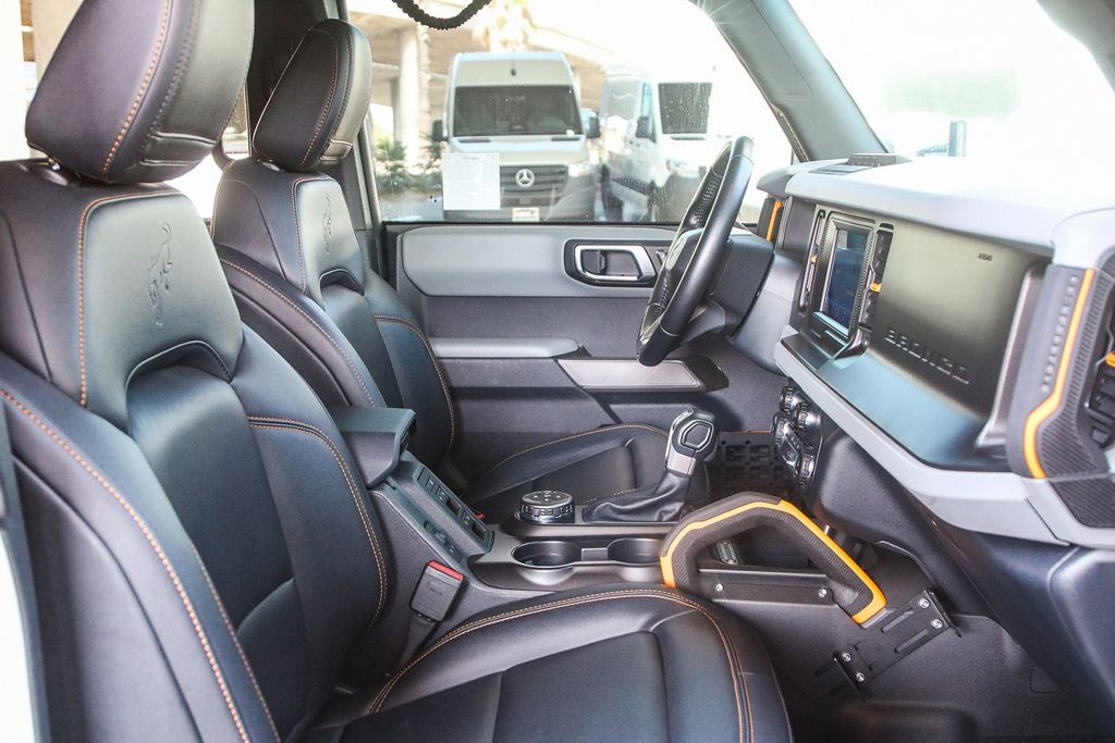 Thumbnail: 2022 Ford Bronco - 10