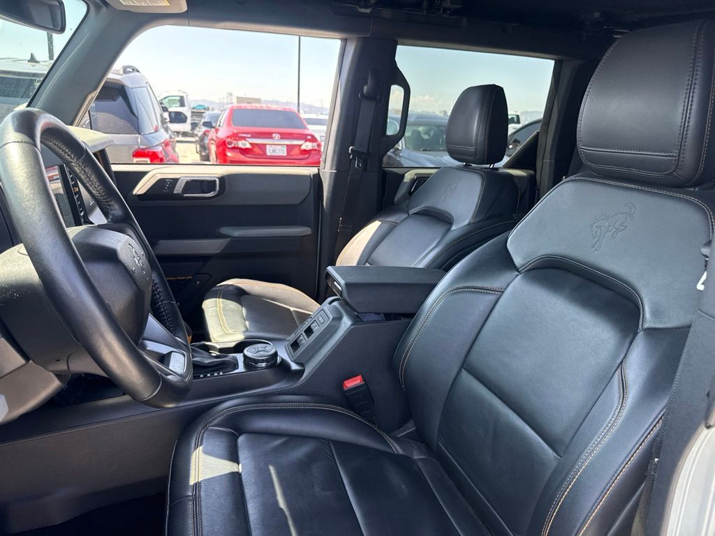 Thumbnail: 2022 Ford Bronco - 6