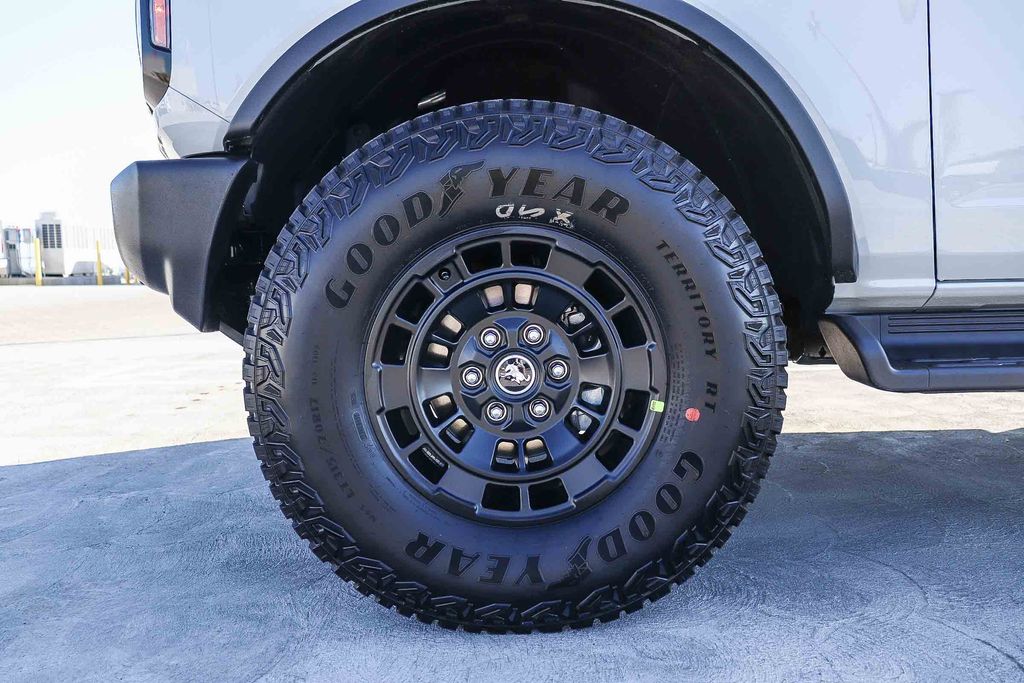 Thumbnail: 2026 Ford Bronco - 21