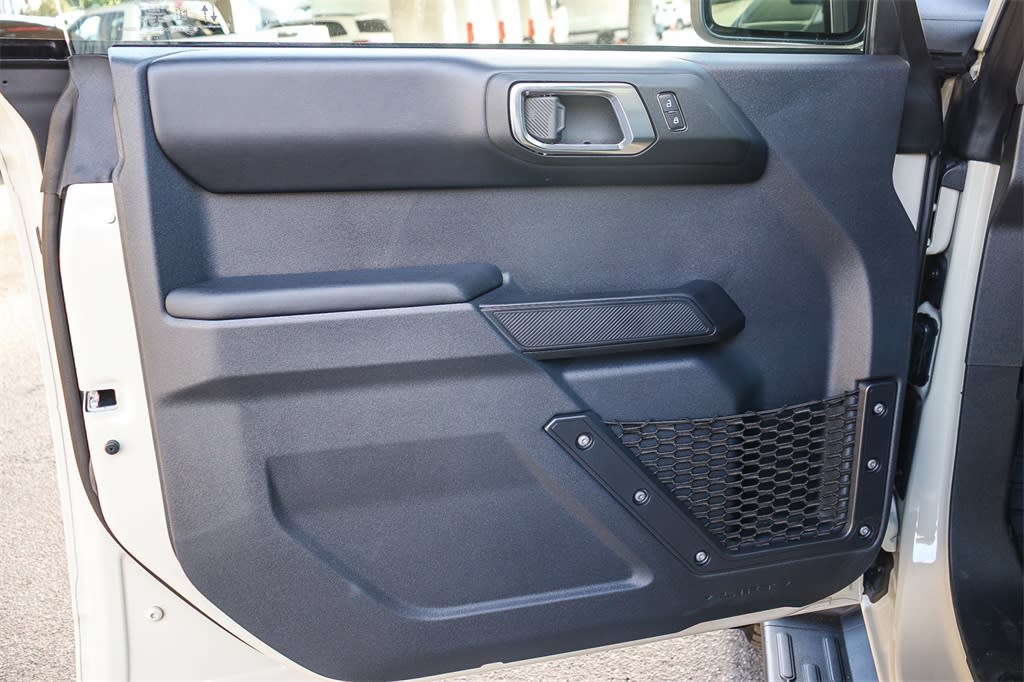 Thumbnail: 2025 Ford Bronco - 25