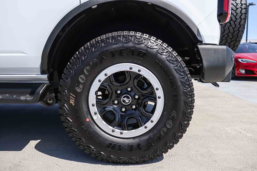 Thumbnail: 2026 Ford Bronco - 6