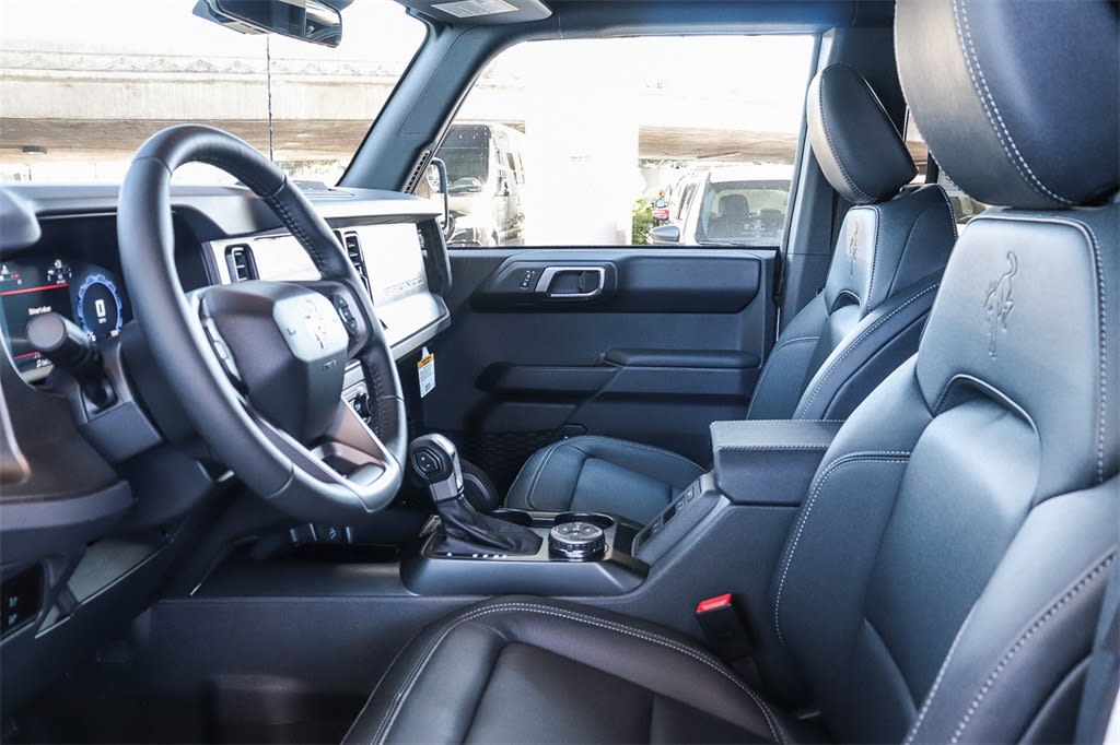 Thumbnail: 2025 Ford Bronco - 10