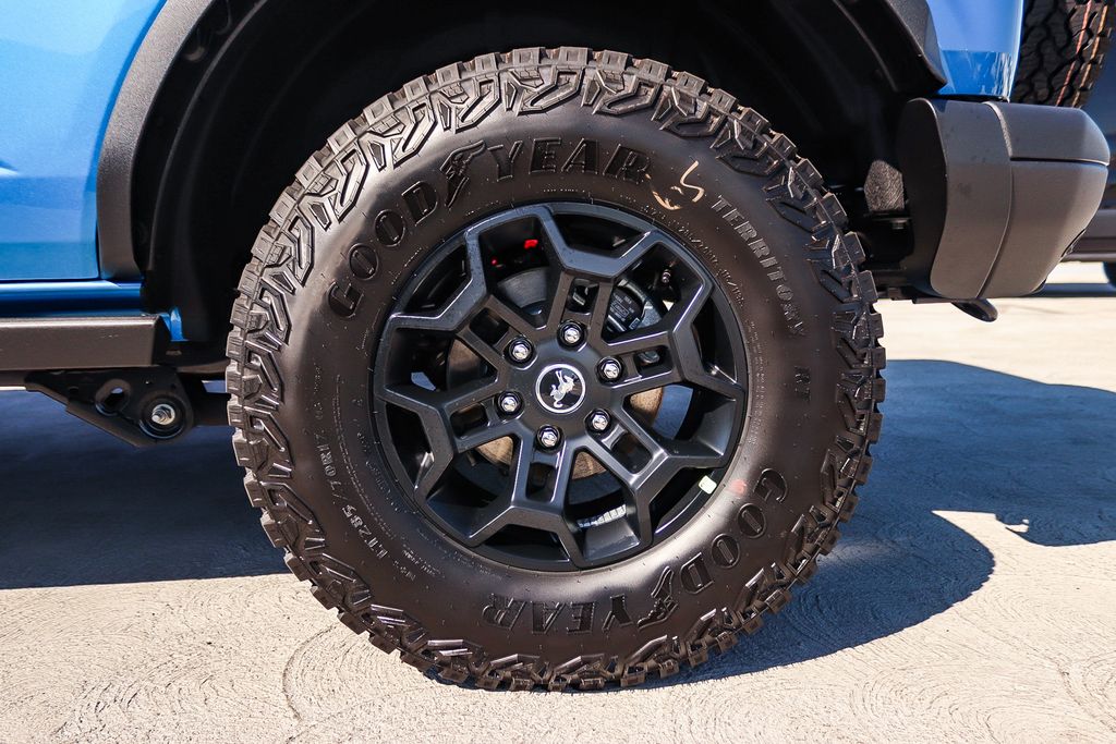 Thumbnail: 2026 Ford Bronco - 6