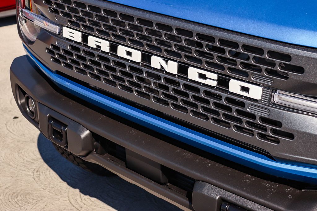 Thumbnail: 2026 Ford Bronco - 5