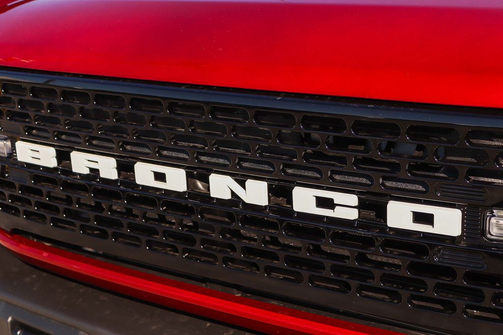 Thumbnail: 2026 Ford Bronco - 6